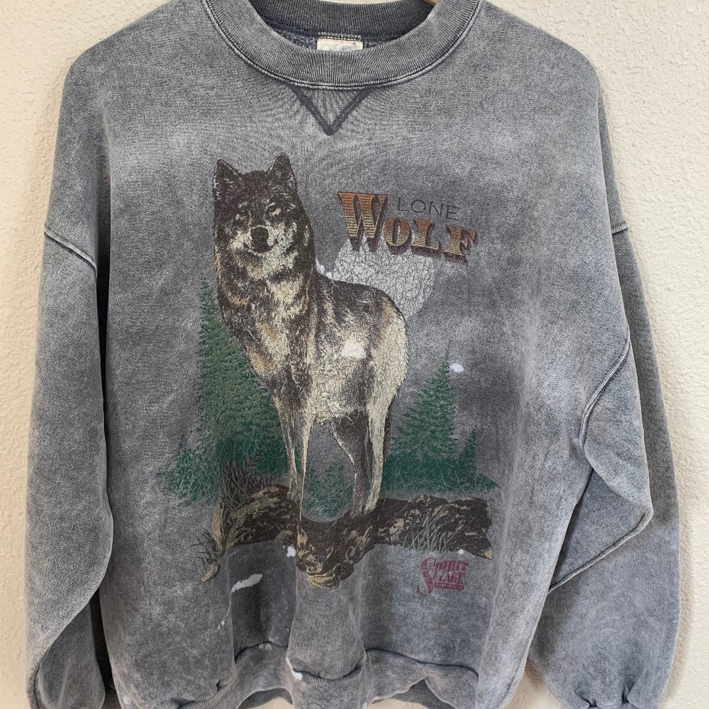 Lone Wolf Spirit Lake Gray Crewneck Sweatshirt
